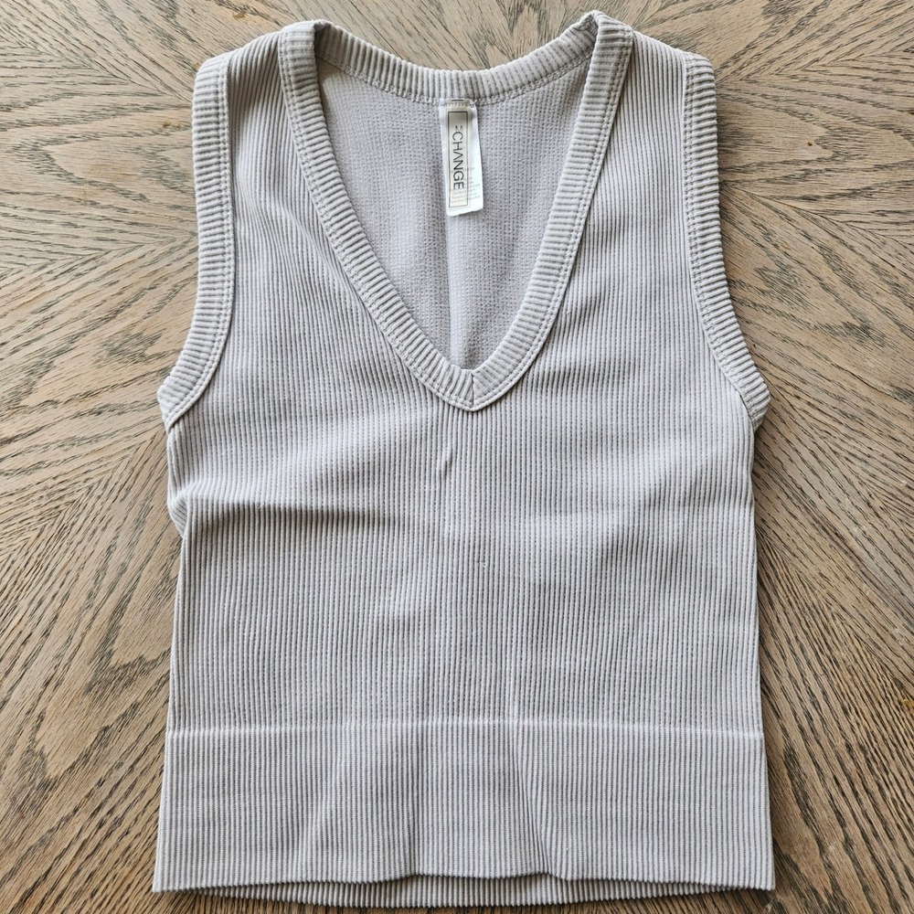 Exchange Ribbed V-Neck Tank Top Womens Medium Grey Taupe Seamless Crop‎ Cami